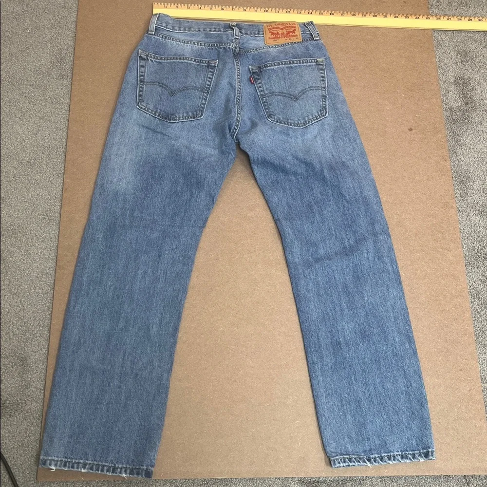 Levis medium faded
